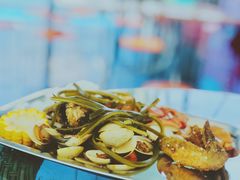 -三亚游船旅游中心(三亚鹿回头游艇游船公共码头店)