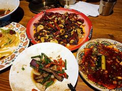 -柴窝堡22号辣子鸡·传承新疆菜