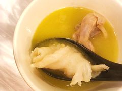 -鲜入围煮花胶鸡海鲜火锅