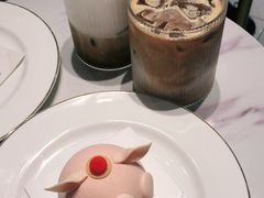 -Fridi Patisserie Cafe