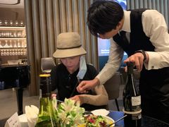 -wineapp葡萄酒餐吧(外滩金融中心店)