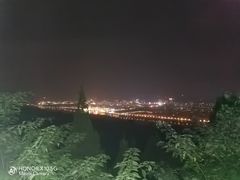 -蓝田九大碗民俗食府(蓝田店)