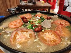 -乡土特色.冷锅鱼.牦牛肉汤锅