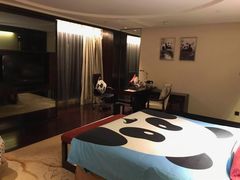 -成都保利公园皇冠假日酒店(熊猫基地店)