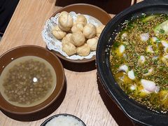 -川堂风·跷脚牛肉·乐山爆炒(宝山日月光店)