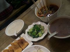 -蓉李记成都名小吃(二七万达店)