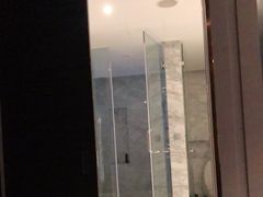 -上海虹桥西郊假日酒店