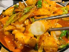 鱼饼炒年糕-博欧姆新派韩国料理·炸鸡(艾尚店)
