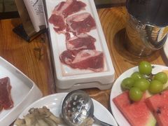 -香逸山自助火锅