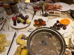 -雍和会海鲜姿造自助(湖东路店)