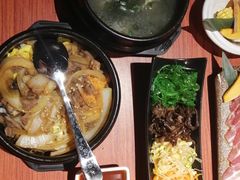 -山之屋炭火烧肉·生啤畅饮(大朗万科中央公园店)