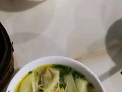 -绿杨馄饨临顿路店