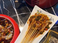 -路边边地标烧烤·川菜·小龙虾·音乐酒馆(良乡长虹店)