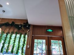 -臻吃客主题餐厅(人民路店)