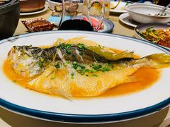 -八府香鸭·啫啫煲(华山路店)