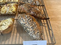 -VERIE BAKEHOUSE