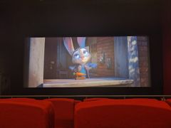 -中影国际影城(百联店)