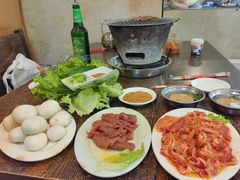 -韩风烤牛肉冷面店