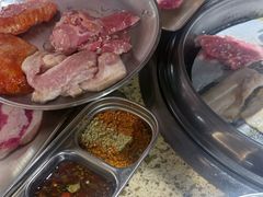 -姜胖胖韩式自助烤肉(光明万达店)