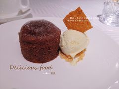 -广州塔卢特斯法国旋转餐厅
