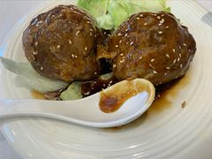 蛋黄狮子头-峨嵋酒家(德内店)