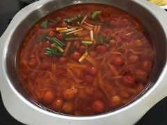 -黄利砖万峰林布依特色酸笋牛肉馆