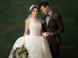 -雪中彩影婚纱摄影·微光艺术中心