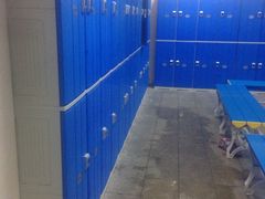 更衣室-北京八中游泳馆