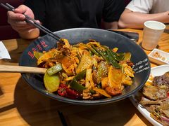 -风光老灶麻辣香锅(大成路翠微百货店)