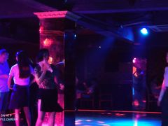 -环球梦主题KTV(曲阳生活购物中心店)