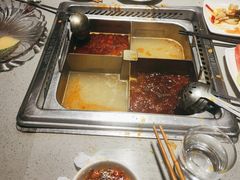 -海底捞火锅(新松江路店)