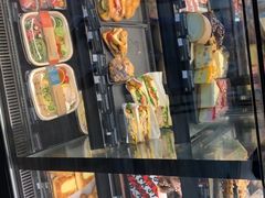 零售区-星巴克(来福士办公楼店)