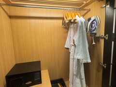 -上海虹桥西郊假日酒店