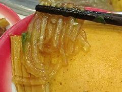 -70後铁锅炖(坡博总店)