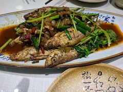 酸菜小白鱼-老家信阳菜(北京路店)