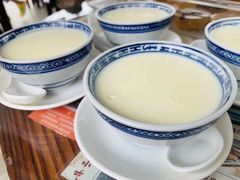 -周大娘牛乳(旧寨古村总店)