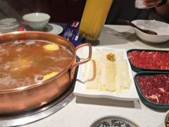 -牛村来人潮汕牛肉火锅(西单店)