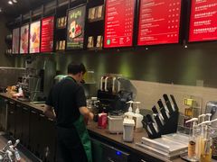 -星巴克臻选(南京金茂览秀城店)
