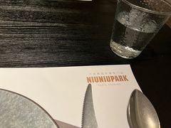 -NIUNIUPARK和牛螃蟹(龙湖杭州滨江天街店)