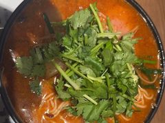 -肥汁米蘭香港米线(定西路店)
