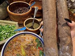 -云阿蛮云南生烫牛肉米线(奉贤路店)