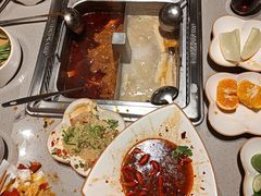 -海底捞火锅(宝龙广场夜宵主题店)