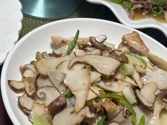 -邱二餐馆