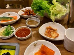 -喇喇排骨火锅·传统韩式脊骨汤(望京西园总店)