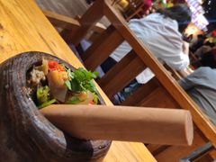 茄子擂皮蛋-老滇山寨•云南特色菜•地方菜•民族风情歌舞表演(金碧店)