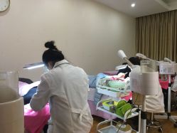 -成都苗方清颜专业祛痘