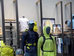 -ARC'TERYX始祖鸟(奕欧莱奥特莱斯店)