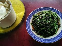 -墨江小城故事餐厅