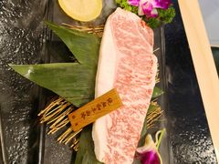 -臻牛烤肉