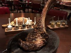 -恰餐厅及酒吧 CHAR Bar & Grill (北京丽都皇冠假日店)
